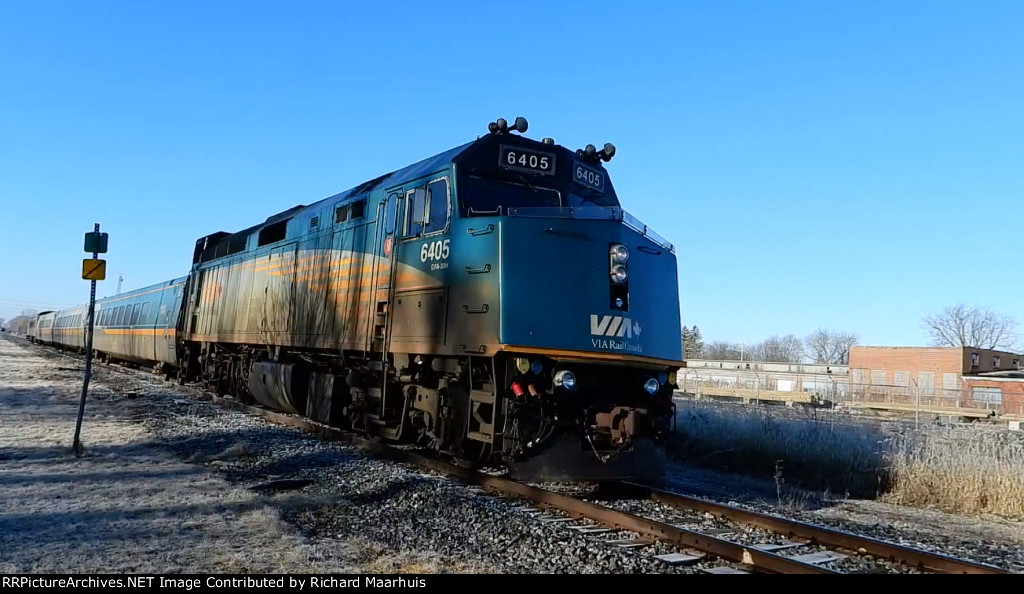 VIA Rail 6405